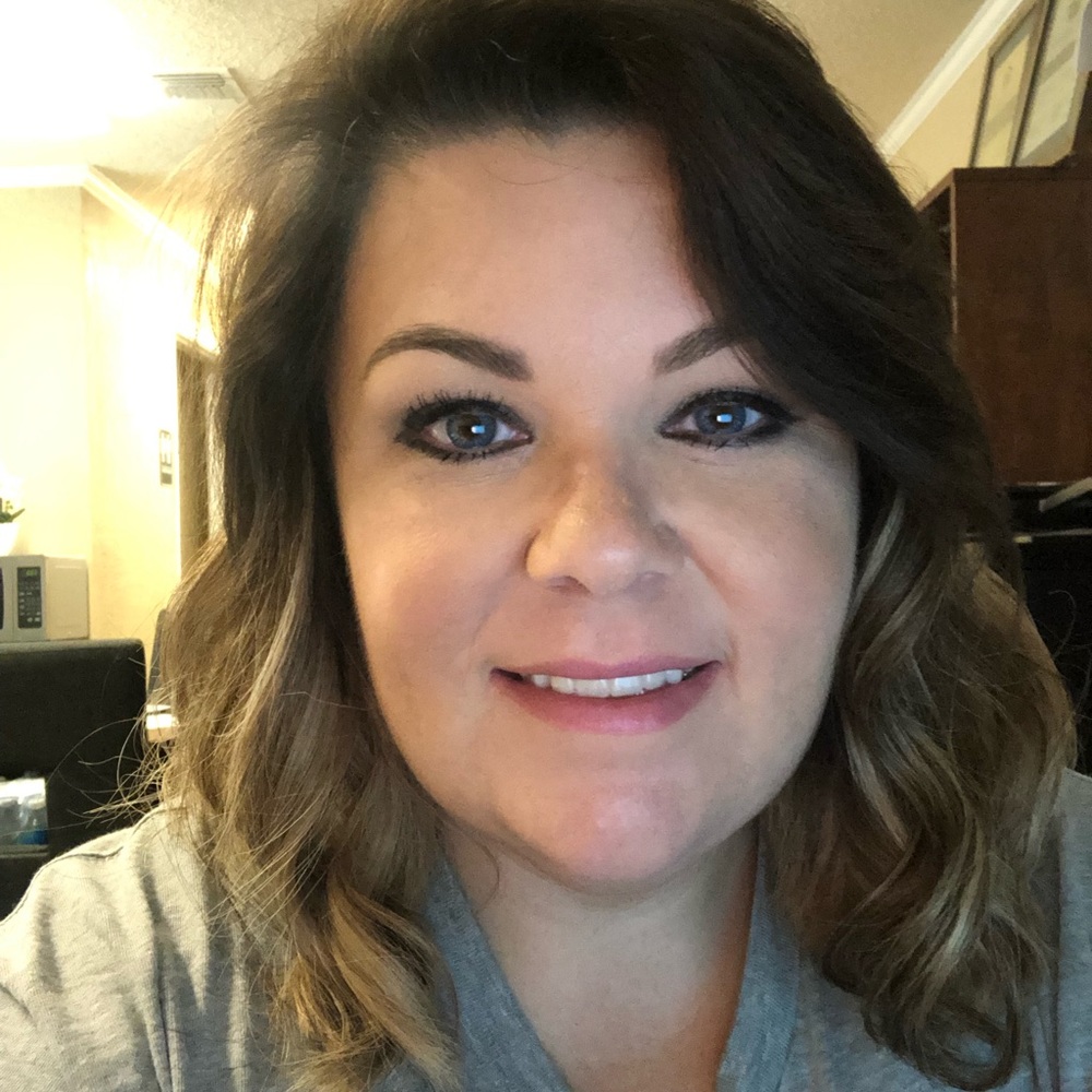 Meet your Posher, Lori